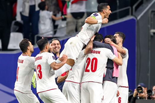 ایران ۲-۱ امارات، صعود یوز‌ها با امتیاز کامل
