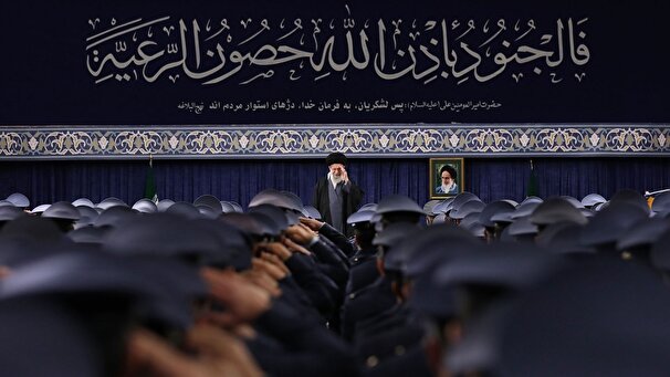حضور پرشور در راهپیمایی ۲۲ بهمن ، نشانه اقتدار ملی است