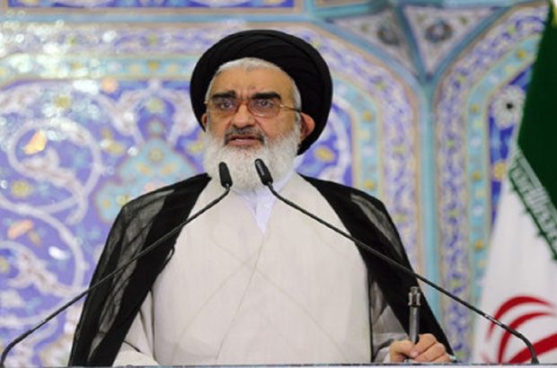 آغاز جشن‌های دهه کرامت در حرم حضرت معصومه سلام الله علیها